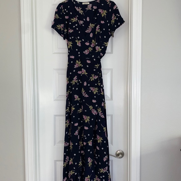 Catch Me Floral Wrap Maxi - Picture 2 of 4